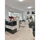 Entreprises 1 image AKUELE COIFFURE Kosmetik/Körperpflege dans Fribourg FR