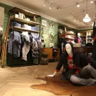 Entreprises 15 image BAYARD CO LTD MEN Textil/Bekleidung dans Berne BE