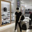 Entreprises 19 image BOUTIQUE KING Textil/Bekleidung dans Lugano TI
