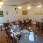 Entreprises 7 image CAFÉ RESTAURANT DE LA POSTE Hotel-/Gastronomiegewerbe dans Saignelégier JU