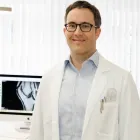Unternehmen 11 Bild DR. MED. DANIEL WÜST Ärzte am Zurich ZH