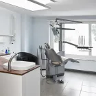 Immagine 3 azienda DR. MED. DENT. JAN MUNZINGER Ärzte in Zurich ZH