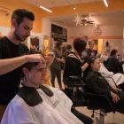 Entreprises 4 image FRENCH-CUT COIFFURE Kosmetik/Körperpflege dans Lausanne VD
