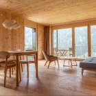 Immagine 6 azienda HOLZ100 SCHWEIZ AG Zimmerarbeiten, Holzbauarbeiten in Steinen SZ