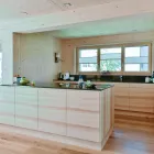Immagine 19 azienda HOLZ100 SCHWEIZ AG Zimmerarbeiten, Holzbauarbeiten in Steinen SZ
