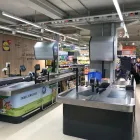 Unternehmen 23 Bild LIDL Textil/Bekleidung am Baden AG