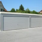 Unternehmen 2 Bild MEIERHOFER GARAGENTORE AG Türenbau am Pfungen ZH