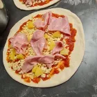 Unternehmen 11 Bild PIZZA PASTA E BASTA Pizzerien am Zweisimmen BE