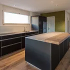 Unternehmen 2 Bild SCHMID AG KÜCHENBAU Tischlerarbeiten am Uetendorf BE