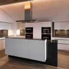 Unternehmen 20 Bild SCHMID AG KÜCHENBAU Tischlerarbeiten am Uetendorf BE