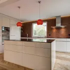 Unternehmen 22 Bild SCHMID AG KÜCHENBAU Tischlerarbeiten am Uetendorf BE