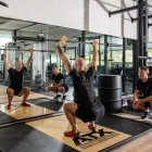 Unternehmen 8 Bild SPORT PHYSIOTHERAPIE HALLE 41 ZÜRICH Ärzte am Zurich ZH