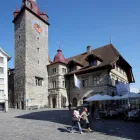 Unternehmen 9 Bild STADT LUZERN STADTVERWALTUNG STADTHAUS Ämter/Behörden/Gerichte am Reussbühl LU