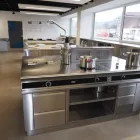 Unternehmen 1 Bild WEIBEL GROSSKÜCHEN AG Tischlerarbeiten am Chur GR