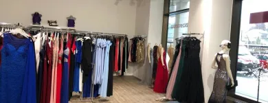 Entreprises 16 image AKINER BOUTIQUE EXPRESS-SCHNEIDEREI Textil/Bekleidung dans Wallisellen ZH