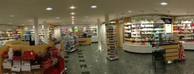 Immagine 2 azienda APOTHEKE DROGERIE SPIEZ AG Ärzte in Spiez BE