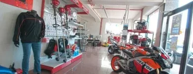 Immagine 2 azienda AUMO GARAGE AG Kfz-/Zweirad-Dienstleistungen in St. Gallen SG