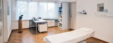 Unternehmen 3 Bild AYACHI MYMA PHYSIOTHERAPIE Ärzte am Zurich ZH