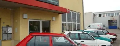 Entreprises 1 image BECK-AUTOMOBILE | MÖBELLAGER Transport/Verkehr/Tourismus dans Uetendorf BE