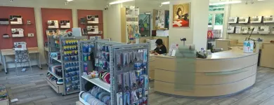 Unternehmen 1 Bild BERNINA NÄHCENTER ISELI AG Textil/Bekleidung am Spiez BE