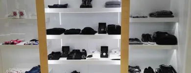 Entreprises 4 image BOUTIQUE KING Textil/Bekleidung dans Lugano TI