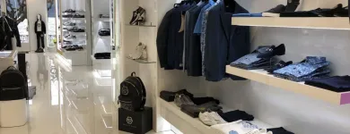 Entreprises 14 image BOUTIQUE KING Textil/Bekleidung dans Lugano TI