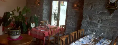 Unternehmen 1 Bild CASA TOLONE RISTORANTE - VINOTECA Weinkellereien am Lucerne LU