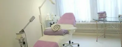 Immagine 4 azienda CASABLANCA COSMETICS Kosmetik/Körperpflege in Berne BE