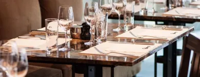 Unternehmen 7 Bild COMMERCIO BAR Italienische Restaurants am Zurich ZH