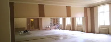 Unternehmen 36 Bild DEMENGA GLAS AG Zimmerarbeiten, Holzbauarbeiten am Basel BL