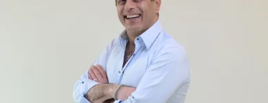 Unternehmen 3 Bild DR. BAHRI ADIS - ZAHNÄRZTE WETTINGEN Ärzte am Wettingen AG