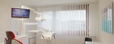 Immagine 1 azienda DR. MED. DENT. DANIELE FASCIGLIONE Ärzte in Breitenbach SO