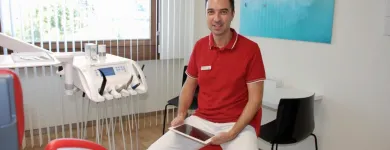 Immagine 2 azienda DR. MED. DENT. DANIELE FASCIGLIONE Ärzte in Breitenbach SO