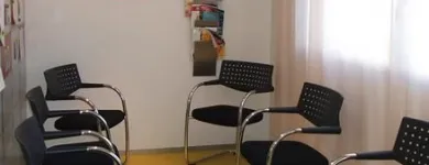 Unternehmen 3 Bild DR. MED. DENT. PIA DEPLAZES Ärzte am Cham ZG