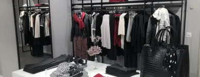 Immagine 6 azienda HALLHUBER SHOP Textil/Bekleidung in Brig VS