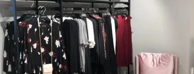 Immagine 7 azienda HALLHUBER SHOP Textil/Bekleidung in Brig VS