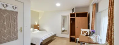 Immagine 1 azienda HIRSCHEN Hotels in Zurich ZH