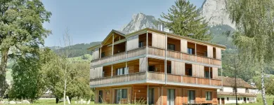 Immagine 27 azienda HOLZ100 SCHWEIZ AG Zimmerarbeiten, Holzbauarbeiten in Steinen SZ