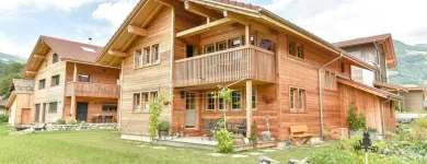 Immagine 28 azienda HOLZ100 SCHWEIZ AG Zimmerarbeiten, Holzbauarbeiten in Steinen SZ