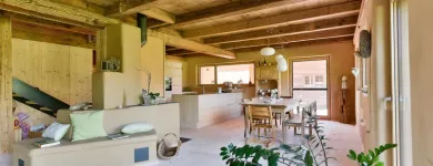 Immagine 8 azienda HOLZ100 SCHWEIZ AG Zimmerarbeiten, Holzbauarbeiten in Steinen SZ