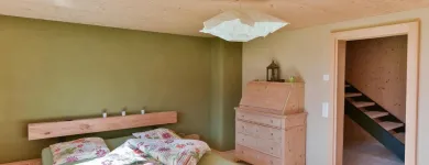 Immagine 14 azienda HOLZ100 SCHWEIZ AG Zimmerarbeiten, Holzbauarbeiten in Steinen SZ