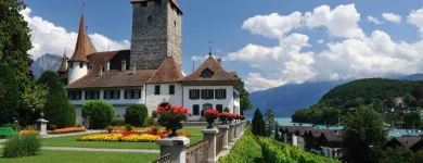 Unternehmen 1 Bild HOTEL RESTAURANT SEEGARTEN MARINA SPIEZ Hotels am Spiez BE