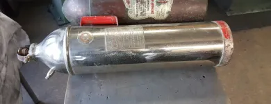 Entreprises 4 image METALLSCHLEIFEREI BERNHARD Metallbauarbeiten, Schlosserarbeiten dans Uetendorf BE