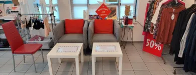 Unternehmen 7 Bild NAEFTIS TEXTILIEN Textil/Bekleidung am Neftenbach ZH