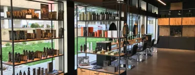 Entreprises 3 image PATHOS HAIR LUGANO Kosmetiksalons dans Lugano TI