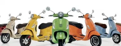Immagine 3 azienda PIAGGIO CENTER FONTANA GMBH Motorradhändler in Zurich ZH