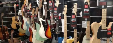 Unternehmen 5 Bild R&D SOUND DI CUZZOCREA Musikschulen, Gesangsschulen am Lugano TI