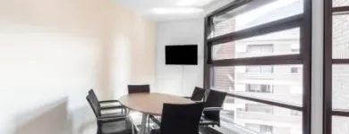 Entreprises 5 image REGUS - LUGANO, CASSARATE Immobilien-Makler dans Lugano TI