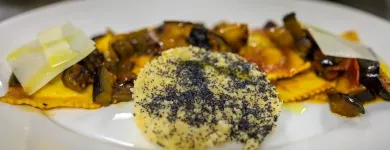 Immagine 9 azienda RESTAURANT LA PIAZZA FRIESENBERG Pizzerien in Zurich ZH