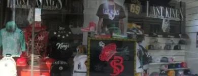 Unternehmen 1 Bild SB SHOP SB BANGURA Textil/Bekleidung am Zurich ZH